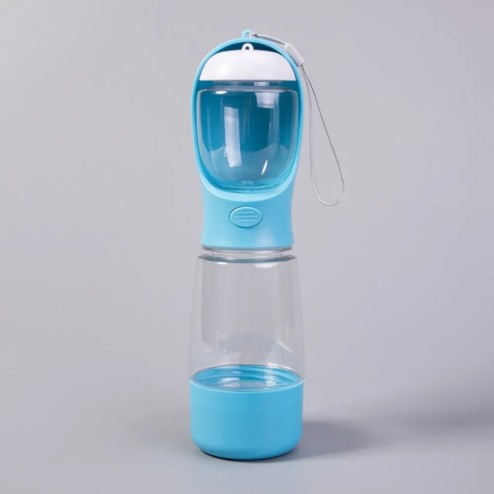 Nuevo dispensador de agua para perros de 400 ml con contenedor para bolsas de excrementos. Botella de agua portátil para mascotas 3 en 1 a prueba de fugas. Botella para comida de perro para exteriores.